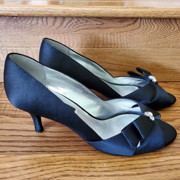 Nina Black Open Toe High Heels with Rhinestones & Bow NEW IN BOX | Formal Heels - Picture 2 of 6
